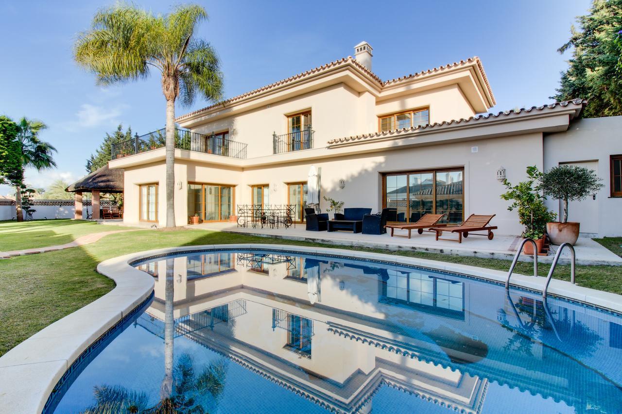 Villa Lirios Marbella Exterior foto